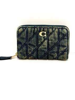 Coach Essential Sml Zip Around Card Case In Regnerative Cotton Denim W/ Quilting